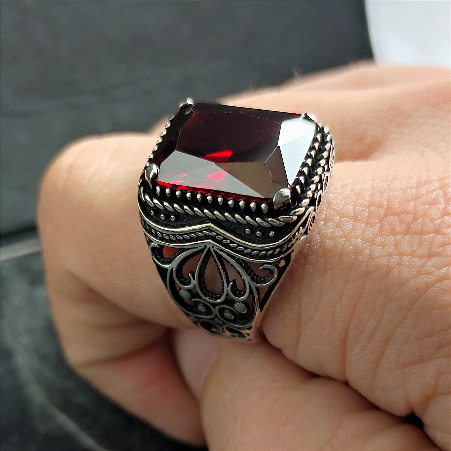 INRENG Men's Vintage Square Ruby Stone Ring - Stainless Steel Signet Biker Band With Red/Black CZ Crystals - View #3