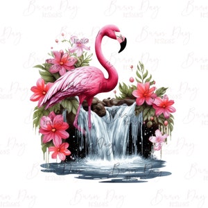 Peut inclure: Un flamant rose se tient dans une cascade avec des fleurs roses et des feuilles vertes. Le flamant rose fait face au c&ocirc;t&eacute; gauche de l'image. La cascade est derri&egrave;re le flamant rose et a une piscine d'eau bleue au fond.