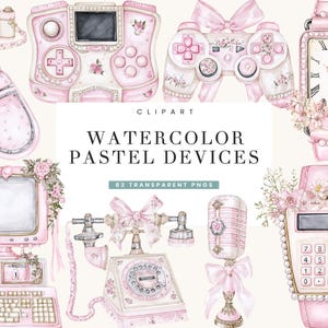 Può includere: Una collezione di illustrazioni ad acquerello raffiguranti dispositivi elettronici rosa pastello, tra cui una fotocamera, una console portatile, un controller, un orologio, un mouse, un computer, una tastiera, un telefono, un microfono e una calcolatrice.