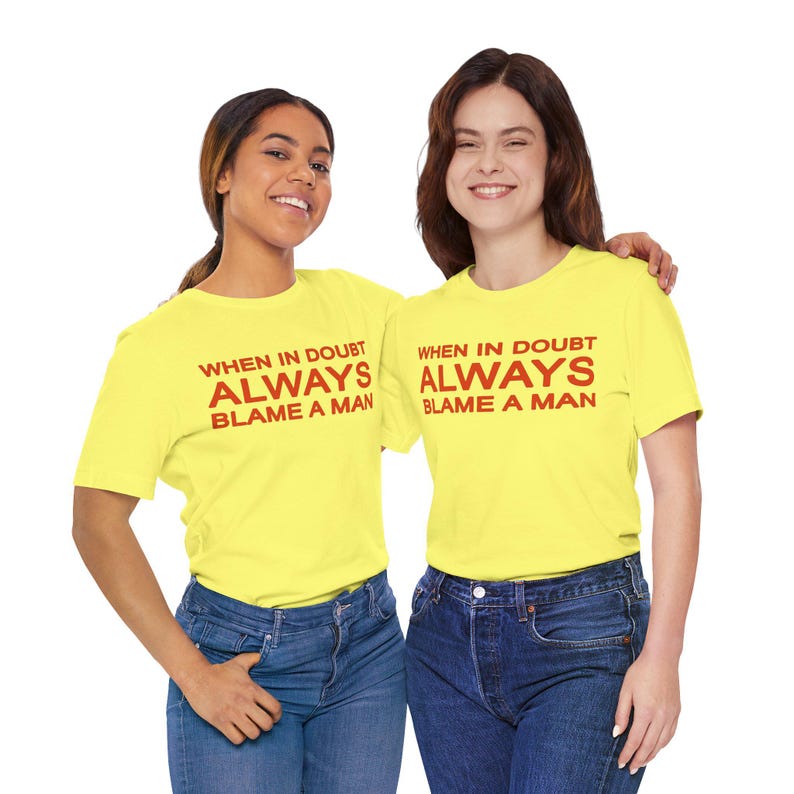 When In Doubt Always Blame A Man Shirt, Book Club Trending Tee zdjęcie 13