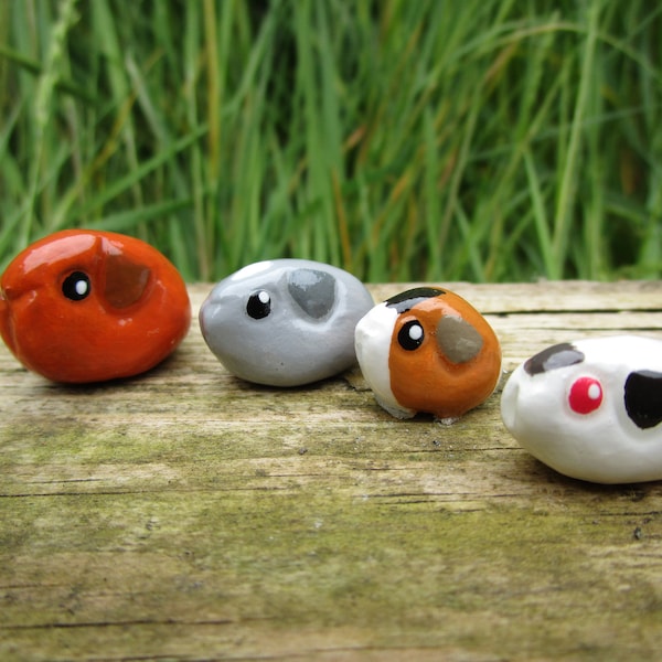 Mini Guinea Pig Ornaments/Figurine/Guinea pig gift/ Guinea pig present/ Guinea pig memorial/ Epoxy resin/ 20 Colour Patterns