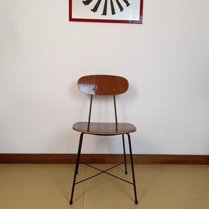 Vintage chair in plywood and iron / made in Italy / 50-60s / elegant light / desk chair / mid century /