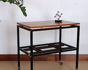Vintage Serviertisch / Servierwagen / 1970er Jahre / Mid Century Servierwagen /