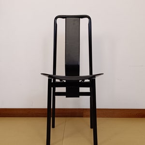 1 z 4 Krzesła Vintage, czarne, skórzane „Irma” / Achille Castiglioni / Zanotta / lata 70. / Włochy