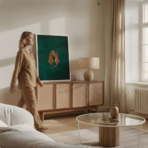 Estampado Leopard Love en verde esmeralda: Póster minimalista de animales de la jungla, arte mural de grandes felinos. imagen 13