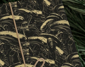 Aliens Xenomorph Gift Wrapping Paper - Horror Wrapping Paper- Gift Wrap for Alien Fans, Scary Movie Fans, Perfect for All Occasions
