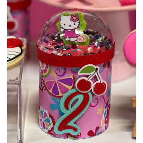 Hello Kitty 3D Shaker Pringles