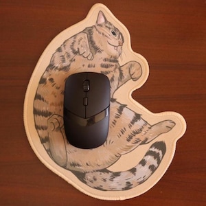 Chonky Orange Katze Mousepad 26 x 15 cm | Rand gesäumt | Rutschfeste Gummiunterseite | Katzenliebhaber Tabby cat
