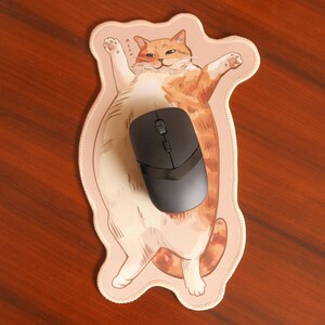 Chonky Cat Mousepad 28x20cm | Seamed edge | Non-slip rubber base | Cat lovers Orange cat