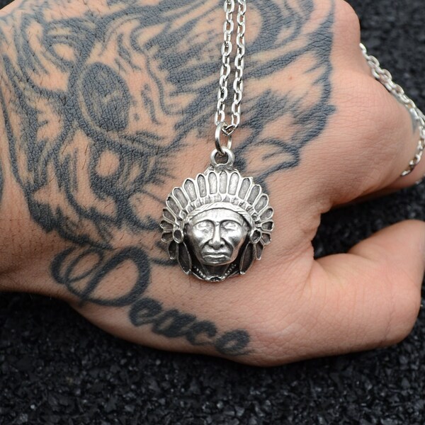 Indians Amerindian Men Women Silver Necklace Personalizable Different Chain Types Unisex Eskimo Aleut Pendant Happy Mothers Day Gift Box