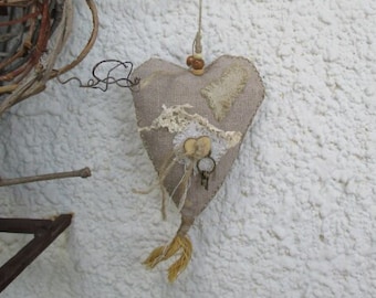 Coeur Saint-Valentin en lin primitif : décoration à suspendre en dentelle rustique