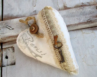 Shabby Chic Linen Heart Ornament: Vintage Lace & Key