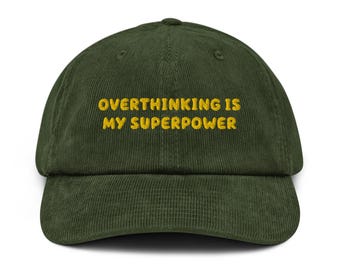 Gorra de pana bordada para quienes piensan demasiado.