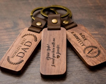 Schlüsselanhänger Schlüsselanhänger aus Holz mit Gravur Gravur Namensgravur
