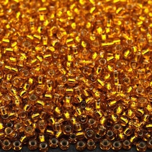 10/0 87060 Preciosa Seed Beads rocailles. Yellow transparent Silver lined. Czech glass seed beads.