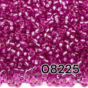 10/0 08225 Perline di semi Preciosa rocailles. Cristallo rosa viola - foderato in argento. Perline di semi in vetro ceco.