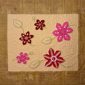 Blumen Quilt PDF Pattern Wolle Appliqué und Stickerei