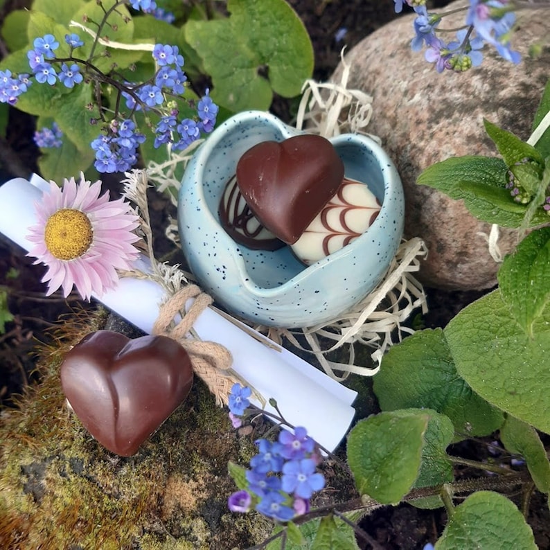 HERZ-SCHÄLCHEN Baby-Blau Keramik handgetöpfert für Dips, Gästeseife, Pralinen, Schmuck perfektes kleines Mitbringsel, tolle Deko Schale Bild 1