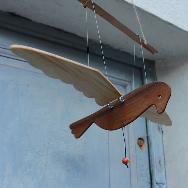 Mobile perroquet en bois de lutherie - artisanat d'art - fait main - bois de récupération
