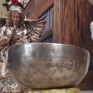 Full moon singing bowl 20cm certified 7 artisanal metals made by shamans Nepal, meditation relaxation, positive energy, sound lasts a long time