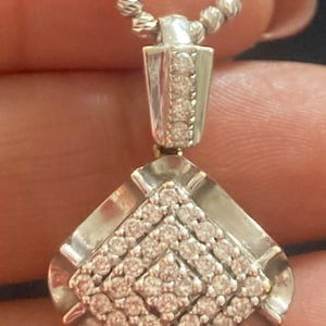 18K White Gold Chain & Diamond Pendant