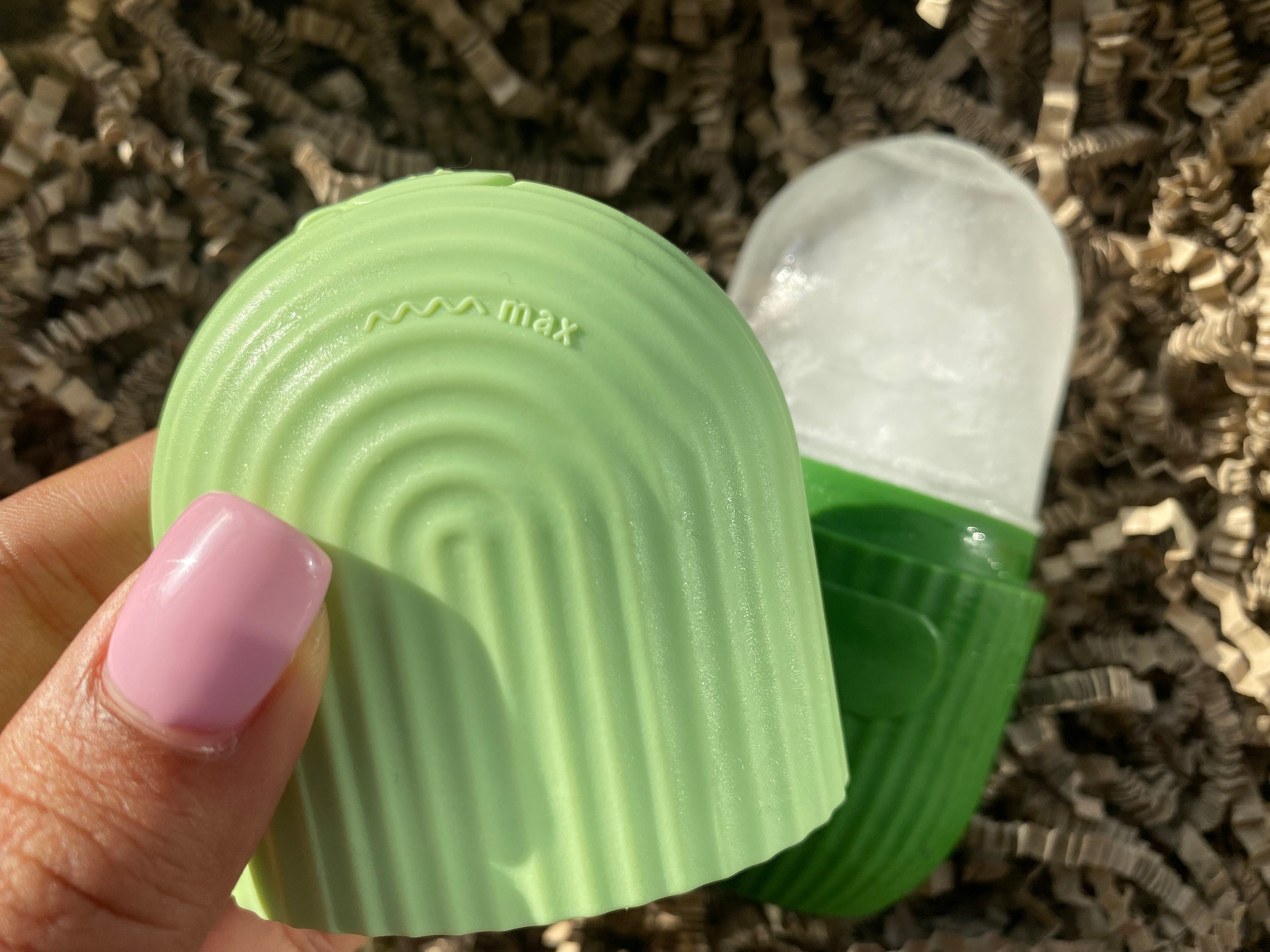 Ice Roller Face Roller Facial Ice Roller Face Care Reduce Puffiness Mold for DIY at Home Beauty