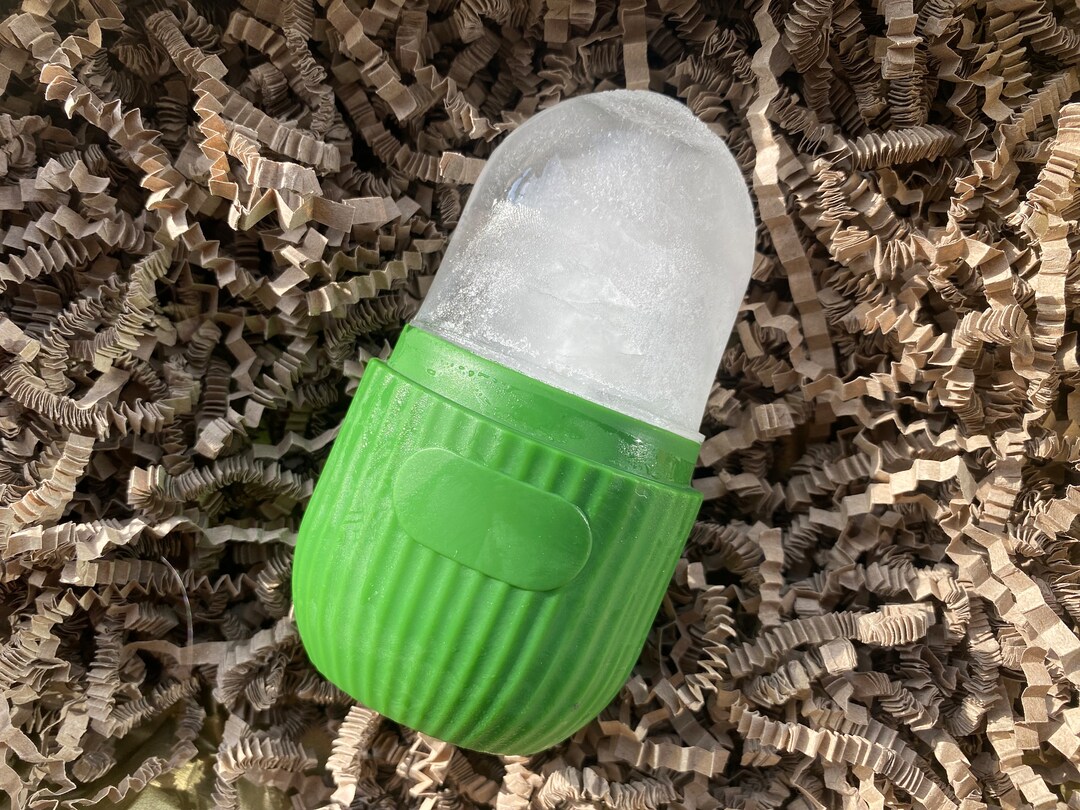 Ice Roller Face Roller Facial Ice Roller Face Care Reduce Puffiness Mold for DIY at Home Beauty