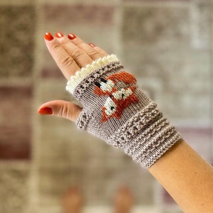 fox mitten, fox gloves, knit Fingerless gloves, embroidery mitten, hand warmers, fingerless mitten, winter gloves image 2