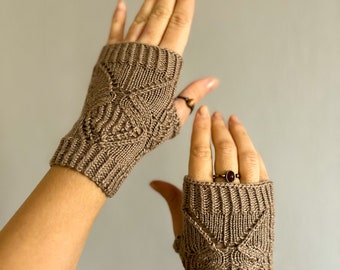 Handknit Fingerless Mitten, Fingerless Gloves, Women Winter Gloves, Mitten, Soft Mitten, Half Mitten, Hand Warmer,