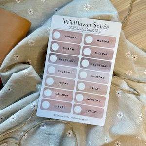 Foglio di adesivi per planner opaco, adesivi con i giorni della settimana in stile acquerello, perfetti per le pagine giornaliere, stile boho morbido e fantasioso, journaling funzionale.