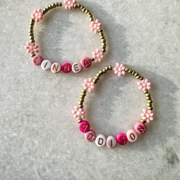 Personalized Daisy Bracelet / Name Bracelet / Custom Bead Bracelet / Personalized Gift / Birthday Gift / Daisy Chain Bracelet