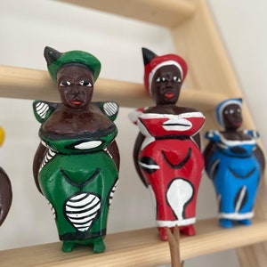 Big Mamma in hand-carved and painted wood - original and unique