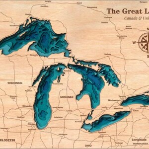 Topografische kaart van de Grote Meren gegraveerd en geschilderd | Handgemaakt huisdecor | Lokaal cadeau Michigan | Uniek housewarmingcadeau