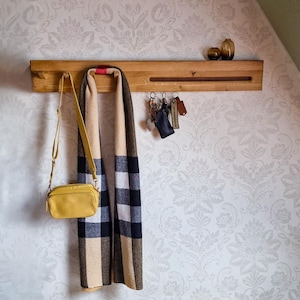 Wardrobe, wardrobe holder, towel holder made of solid wood, oak, wall mount, hallway, entrance area, wardrobe, floating shelf,