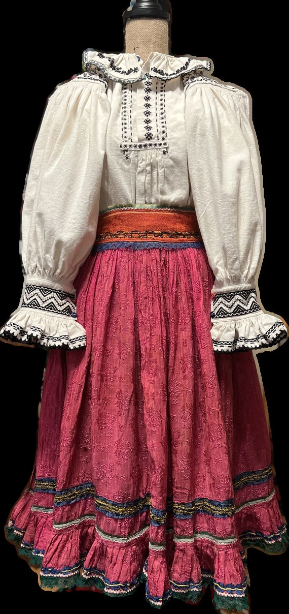 Vintage Handmade Ethnic Traditional Romanian Folk 