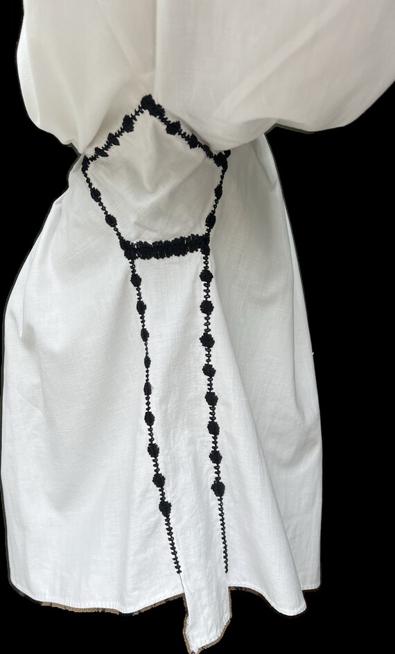 Vintage Romanian Hungarian Folk Blouse from Trans… - image 6
