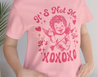 Non sono io, sei tu, Stupid Cupid, XOXOXO San Valentino, Vita da single, Divertente dito medio, Maglietta unisex Comfort Colors 1717