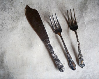 Vintage Cake serving set of cutlery / antique cake serving utensils / mother's day gift