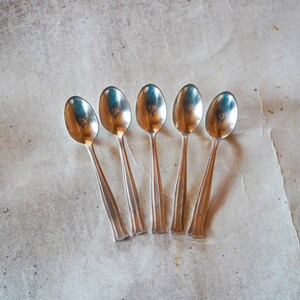 Vintage metallic tea spoons / vintage spoons/ antique spoons/ Mother&#39;s Day gift/ housewarming gift