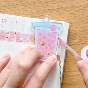 Wykrawacz do herbaty washi Sakura Bubble Tea | Wykrawacz do herbaty washi Sakura Boba | Wykrawacz do herbaty washi z akrylu | Wykrawacz do herbaty washi w kolorze różowym | Uroczy wykrawacz do herbaty washi z akrylu