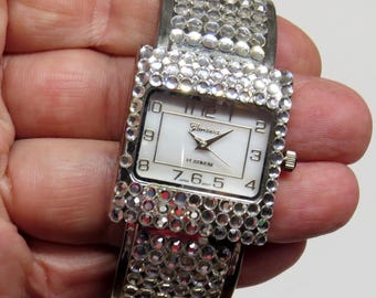 Vintage Geneva Silver Cut-Out Boho Ladies Watch Vintage Geneva Elite Watch Women Silver Open Cuff Band #1339  main image 3