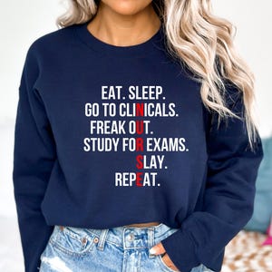Custom Nursing School Sweatshirt, Nursing School Gift, Funny Nursing School Sweat, Nursing Student Sweat, Nursing Student Gift, Future Nurse bild 7