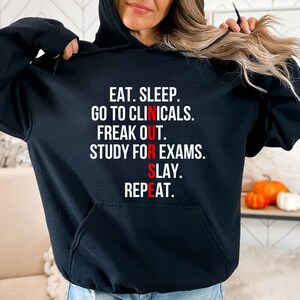 Custom Nursing School Sweatshirt, Nursing School Gift, Funny Nursing School Sweat, Nursing Student Sweat, Nursing Student Gift, Future Nurse bild 3