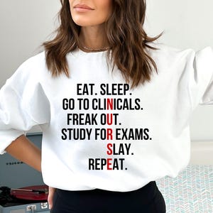 Custom Nursing School Sweatshirt, Nursing School Gift, Funny Nursing School Sweat, Nursing Student Sweat, Nursing Student Gift, Future Nurse bild 6