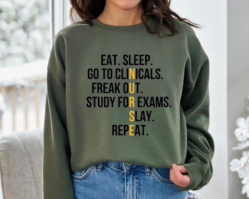 Custom Nursing School Sweatshirt, Nursing School Gift, Funny Nursing School Sweat, Nursing Student Sweat, Nursing Student Gift, Future Nurse bild 5