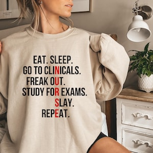 Custom Nursing School Sweatshirt, Nursing School Gift, Funny Nursing School Sweat, Nursing Student Sweat, Nursing Student Gift, Future Nurse bild 1