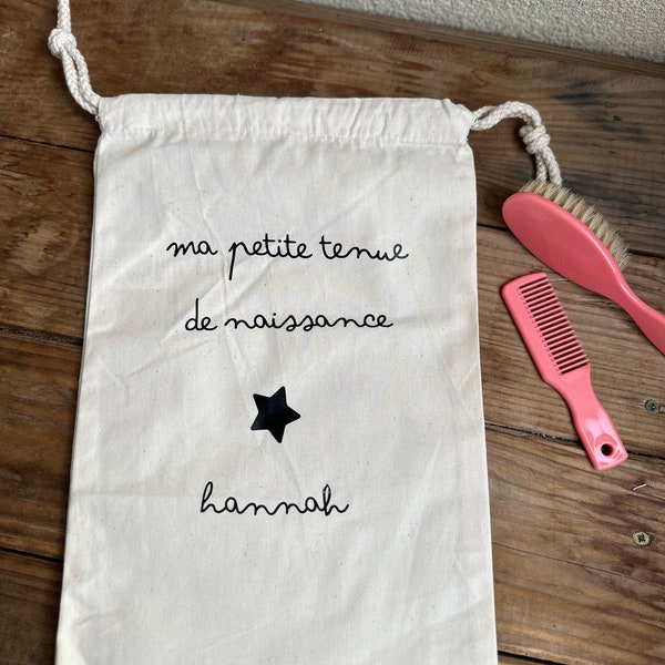 Pochon de rangement personnalisé « TENUE DE NAISSANCE »-cadeau naissance-maternité-babyshower