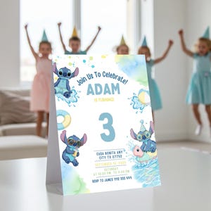 Modelo de convite para festa de aniversário com ponto na piscina Canva, convite para festa de menino, convite em aquarela para meninos, download digital, acesso instantâneo