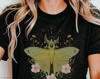 Green Moth Unisex Tee, Insect Lover Gift, Nature Graphic Shirt, Short Sleeve T-shirt, Minimalist Design, Bug Enthusiast Top