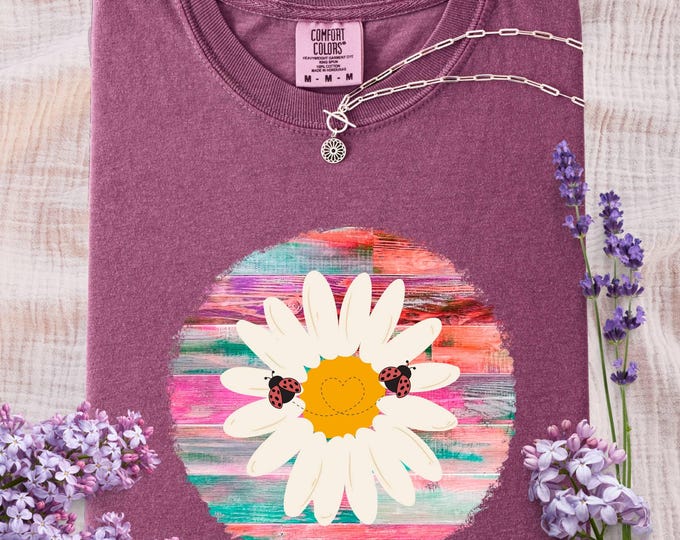 Ladybug Love Daisy T-shirt